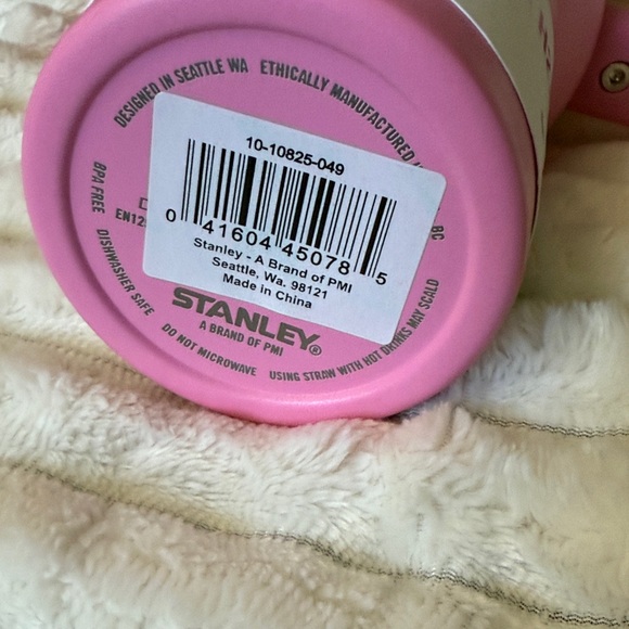Stanley Pink Quencher H2.0 Tumbler - Picture 3 of 3